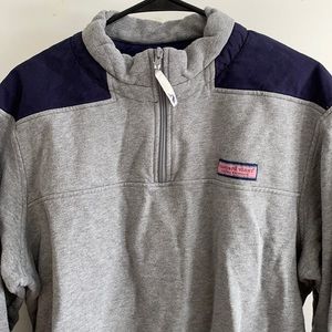Vineyard vines size L